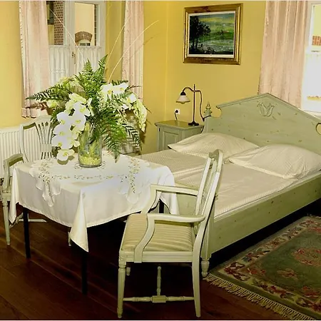 فندق Zur Schlossmuehle 2*