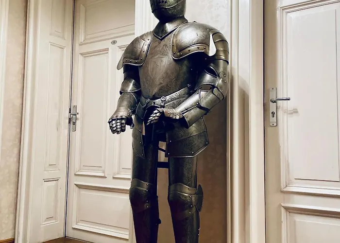 Zur Schlossmuehle 2* Borna